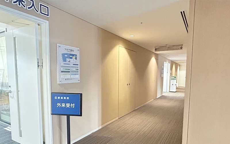 通路を進む